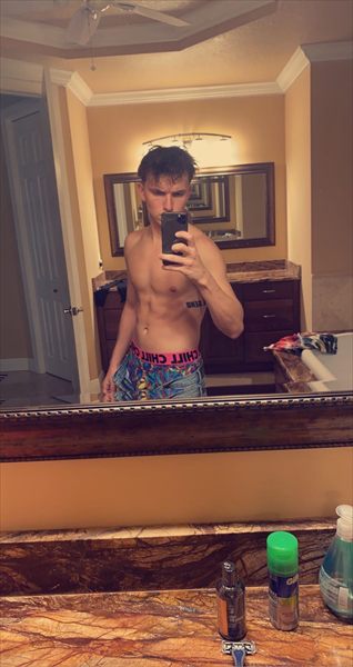 Tyler The Intern profile photo 2