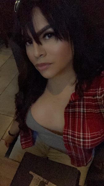 Khloe profile photo 2