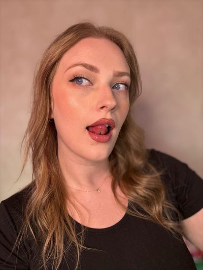Lo🍄 profile photo 3