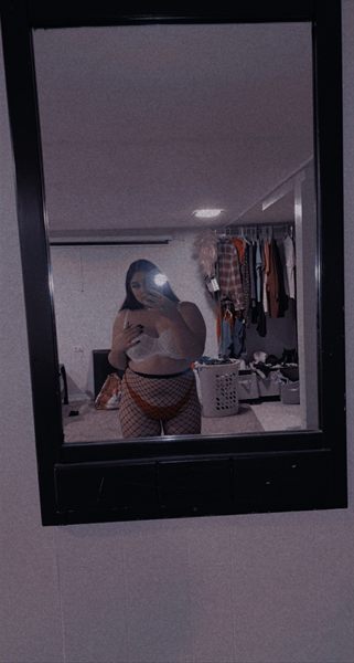 Katya Larios profile photo 2