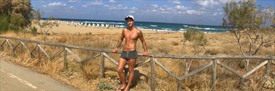 Felix Chase profile photo 2