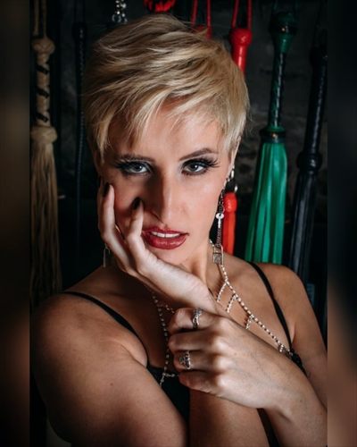 Robyn Wood profile photo 3