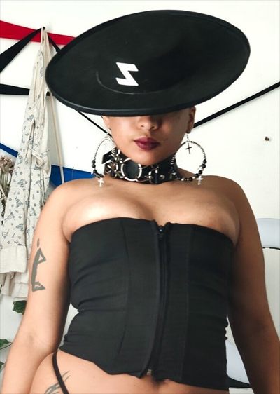 Mistress Zafyre  😈 profile photo 3