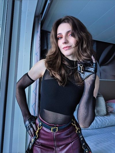 Mistress Mercer ☠️ FemDom + Feminization