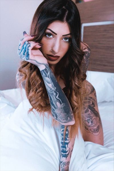 HOT BIG BOOTY INKED DOLL • Sexting QUEEN
