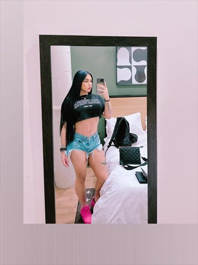 Samantha Viral