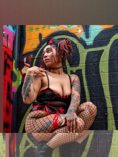 Bella Cozmos profile photo 3