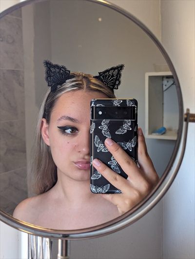 Goth Kitten profile photo 3
