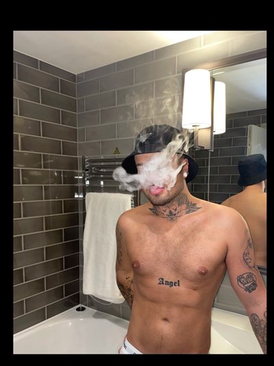 Dan 👼 profile photo 2