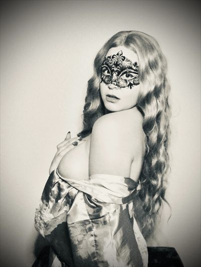 Akita Vee profile photo 2
