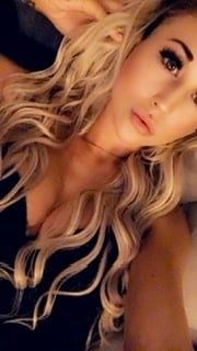 Scandinavian Muse 🖤 profile photo 3