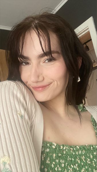 Your Online Girlfriend profile photo 4