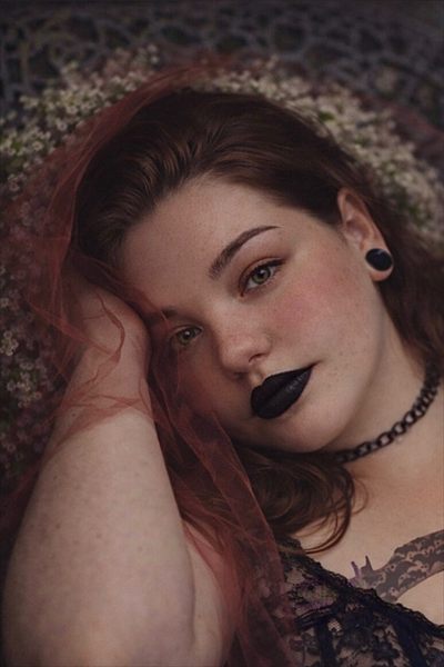 Liz profile photo 2