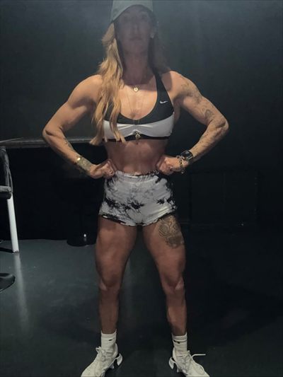 Muscle Mommy profile photo 3