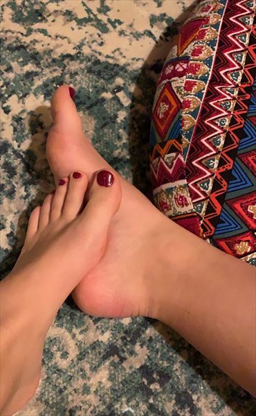 Leofeetgirl