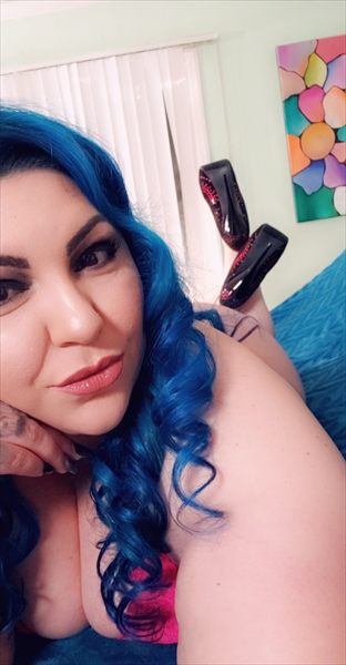 Bella Bendz