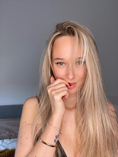Blondedouce