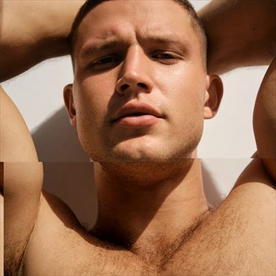 Tall Hunk Free profile photo 3