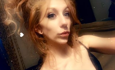 Chloe Stevens profile photo 2