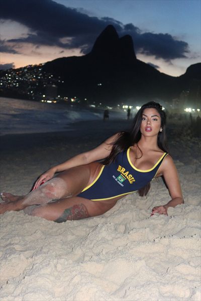 Sexy lady profile photo 2