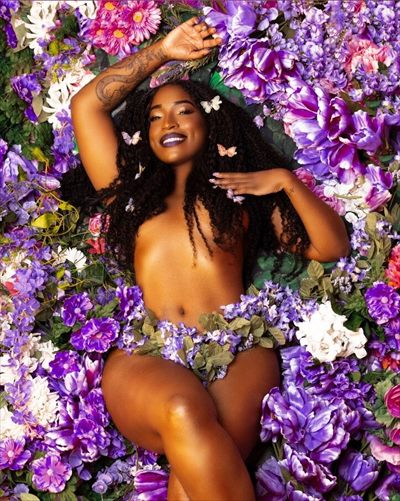 Violet Symone 💜