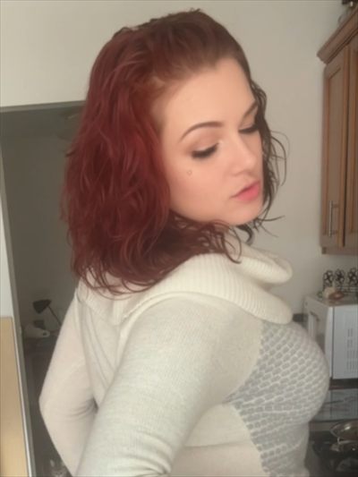 Roxxi Red
