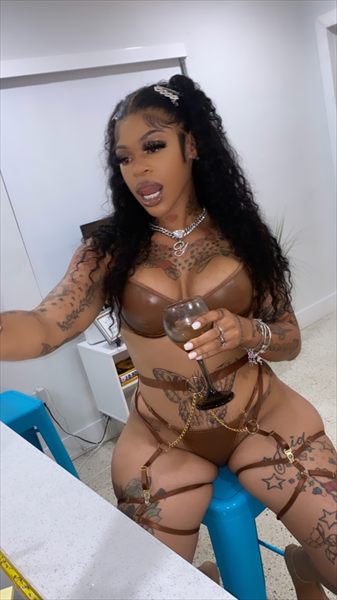Freaky Bratt💎💕🤍