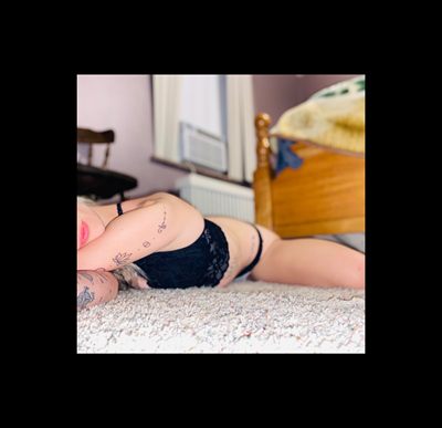 AllieRae profile photo 2