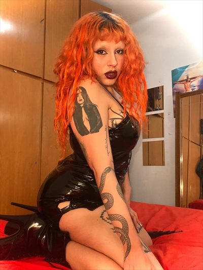 Miss B profile photo 3