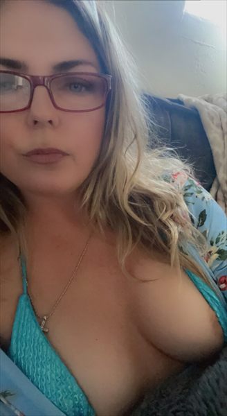Blue eyed BJ