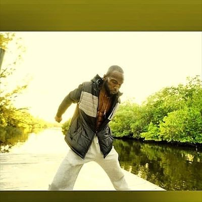 Vere The Poet profile photo 2