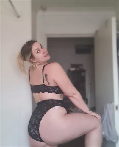 HeyItsBec profile photo 3