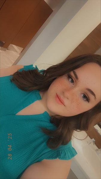 Queennnnbee profile photo 3