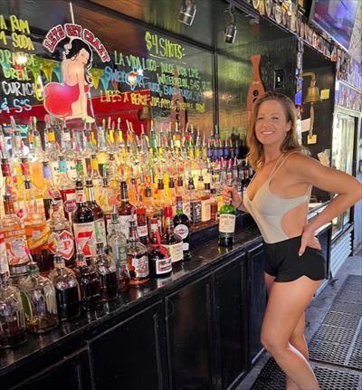Hot awkward bartender profile photo 2