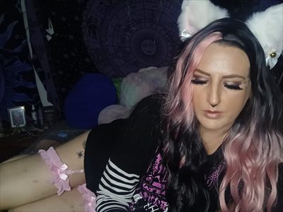 Baby goth profile photo 2