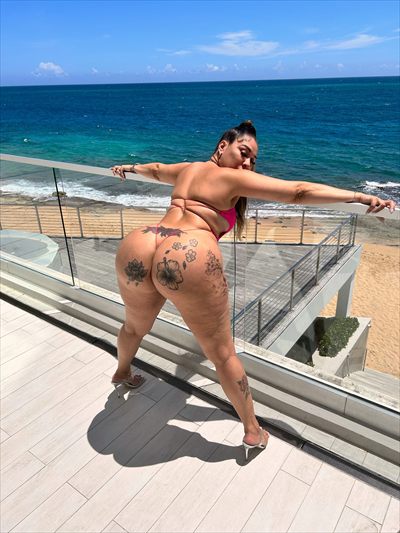 Latina Cougar
