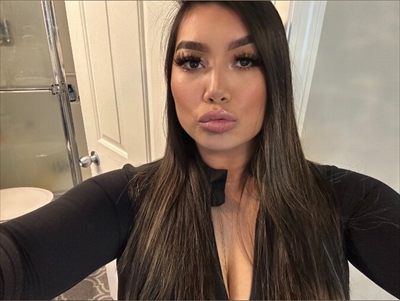 Melly_boo23