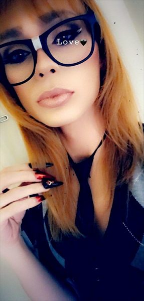 Caroline profile photo 3