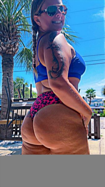 ☀️Beach Bum 👸🏼 profile photo 3