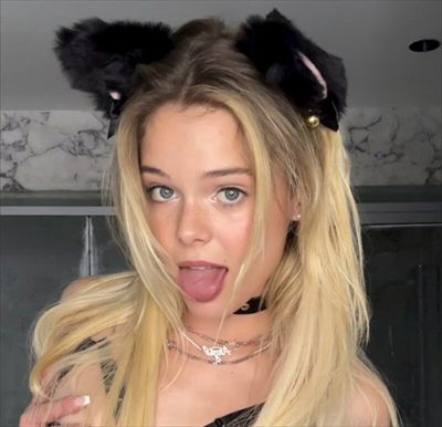 Sophie profile photo 3