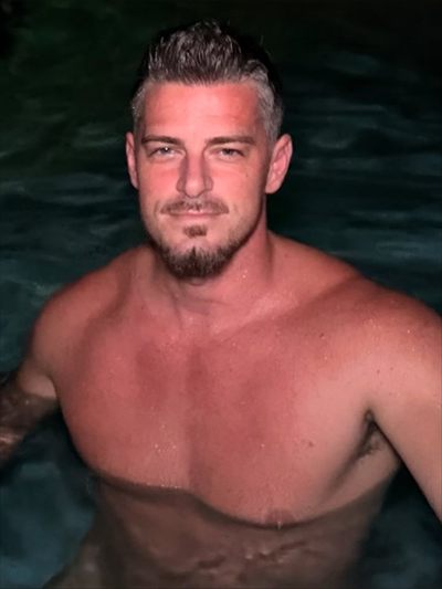 Naughty Ronnie profile photo 3