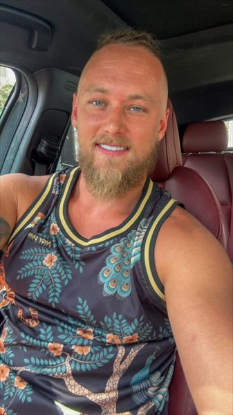 Andy Savage profile photo 3