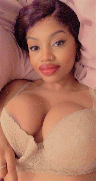 Roxxie Monet 🖤