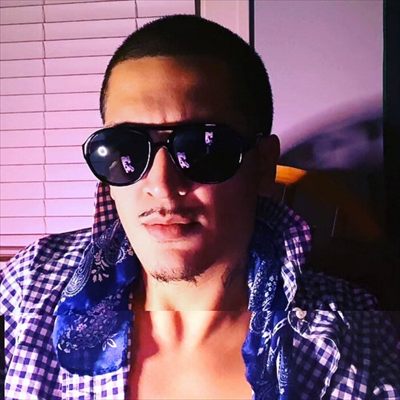 Model21 profile photo 3