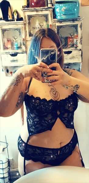 Hottwife profile photo 2