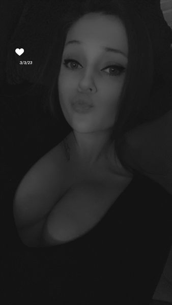 QueenB