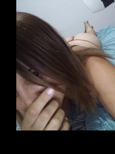 Laura profile photo 2