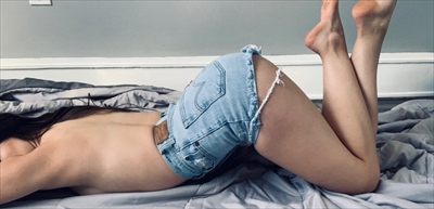 Eva Ellie profile photo 2