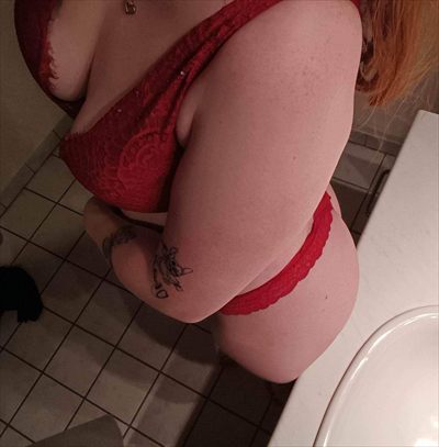 Redhead stepsister 👩🏻‍🦰