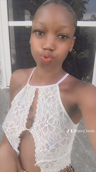Sexy pinkey profile photo 2